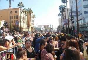 New Kids Walk of Fame Hollywood Crowd